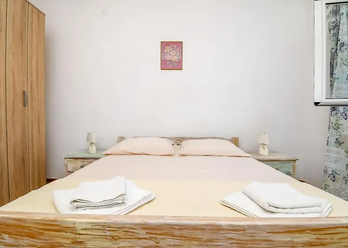 Vojko * Poljica (Trogir)